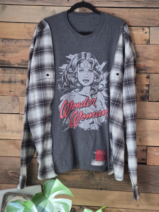 Trapos by Sonia Ruiz (upcycled) Tops - Upcycled Wonder Woman Graphic T-shirt .